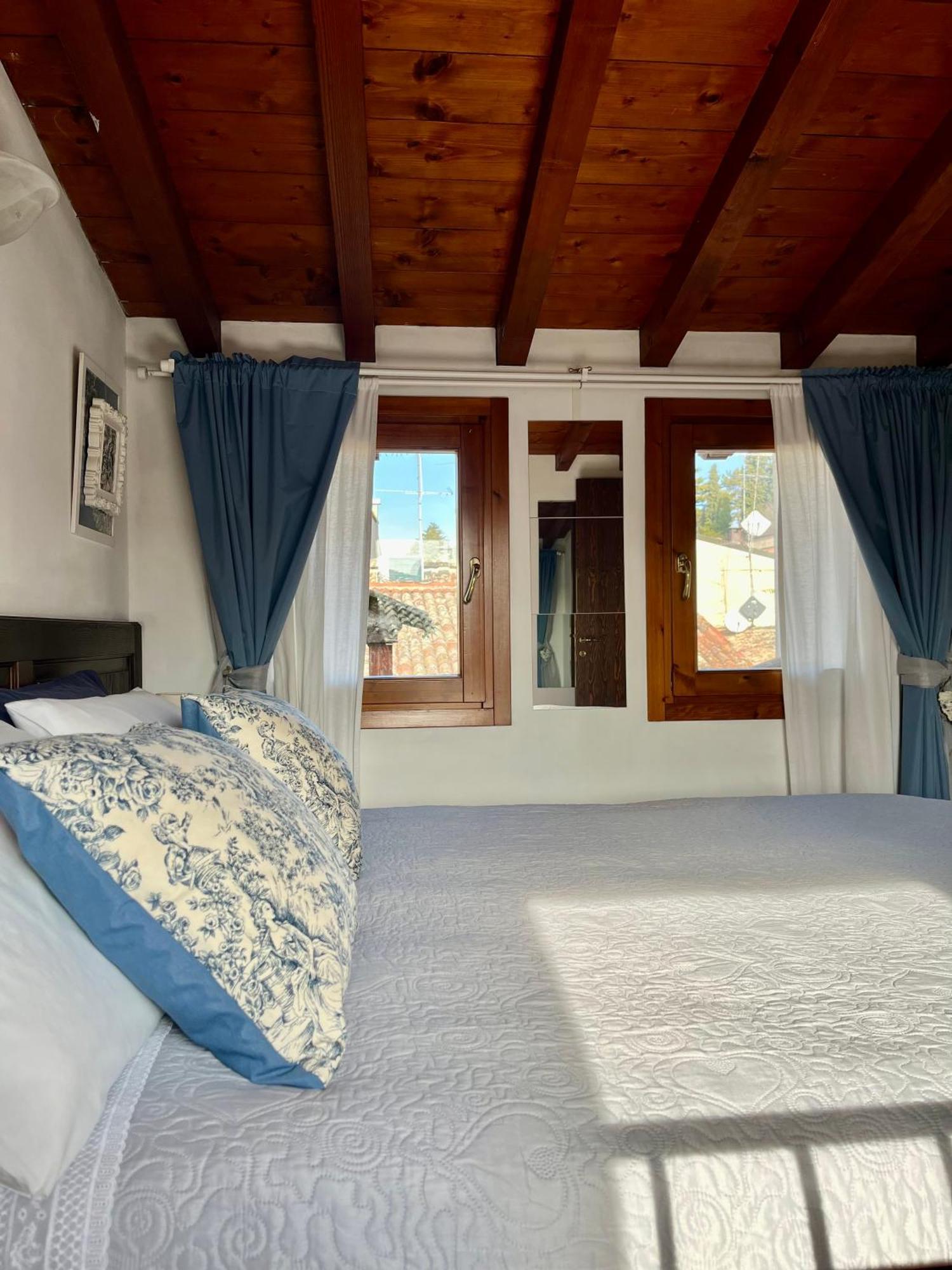 Porto Valentino Apartment Sirmione Exterior foto