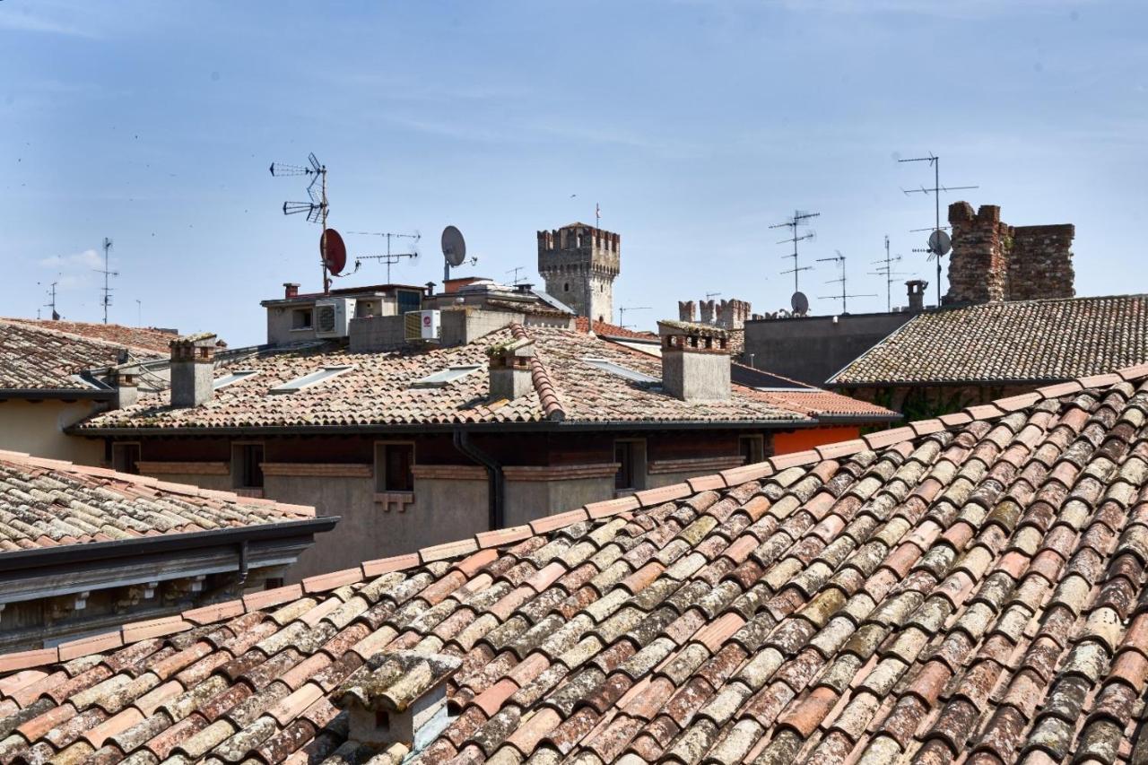 Porto Valentino Apartment Sirmione Exterior foto
